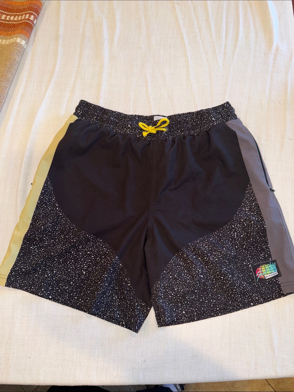 T0204117 Slunks Black white Speck Pinnacle Volleyball Stretch Waist Lined SZ L